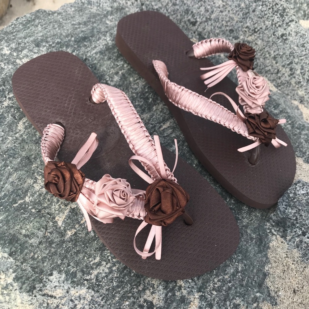 🌷 NEW Gorgeous Floral Havaianas Sandals - Picture 6 of 8